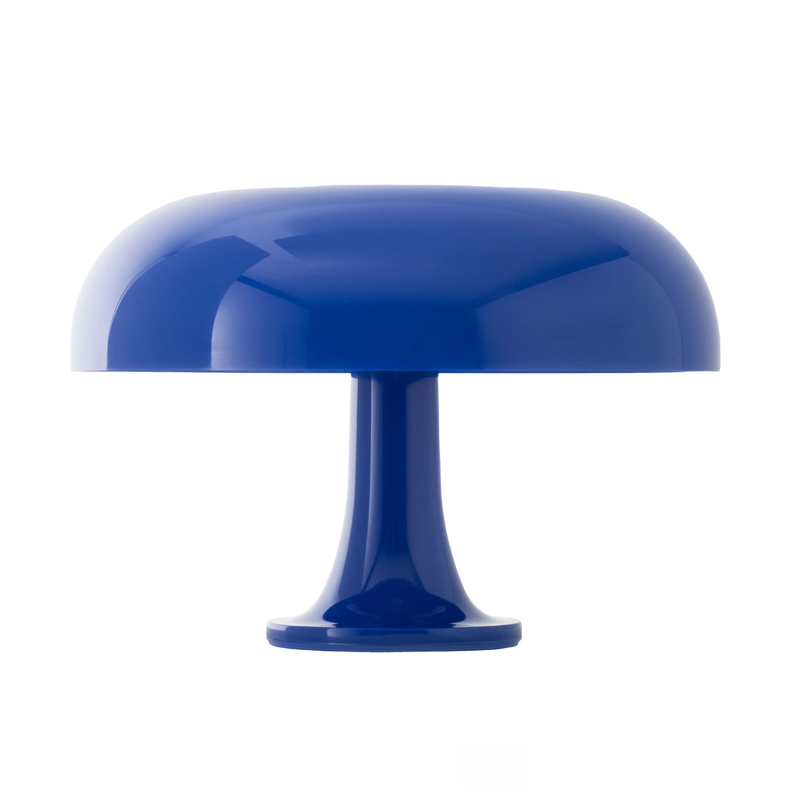 Bordlampe Nessino i mørkeblå fra det italienske designbrand Artemide.