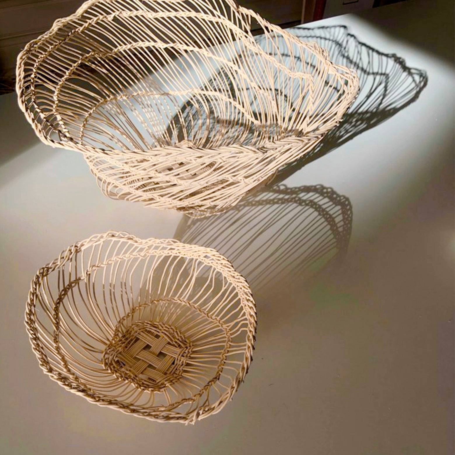 Sculptural bread basket – Ø 36 cm
