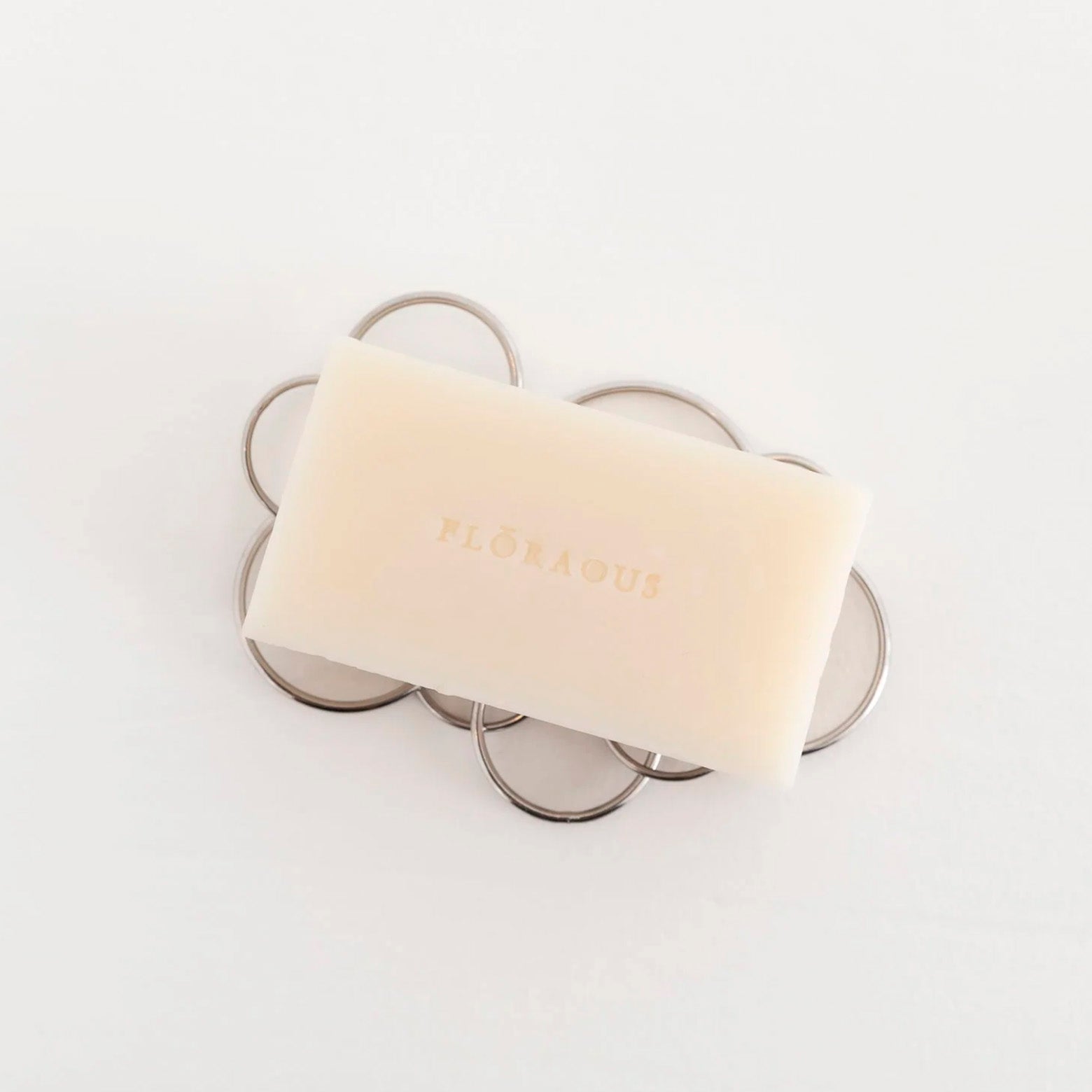 Stainless rings soap dish