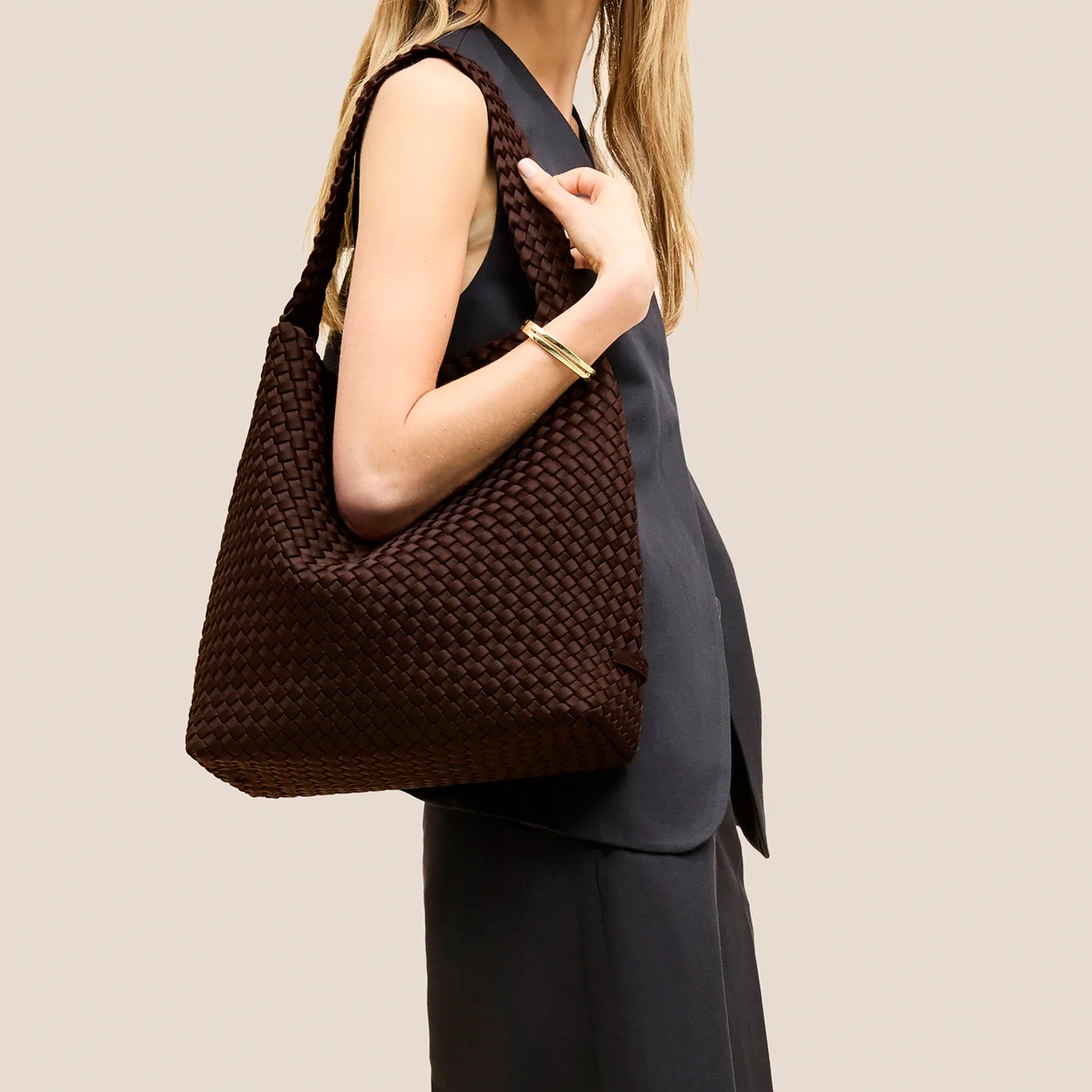 Shoulder bag – Nomad Medium Hobo Chocolate