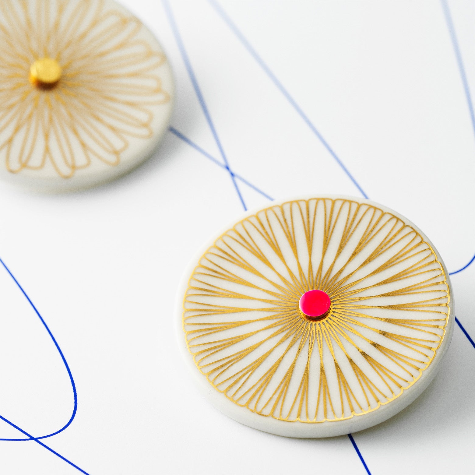Brooch – Icon