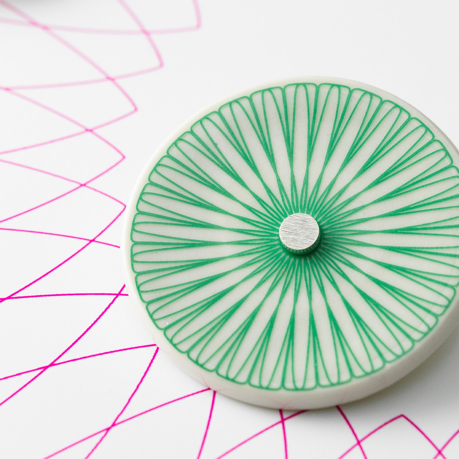 Brooch – Icon