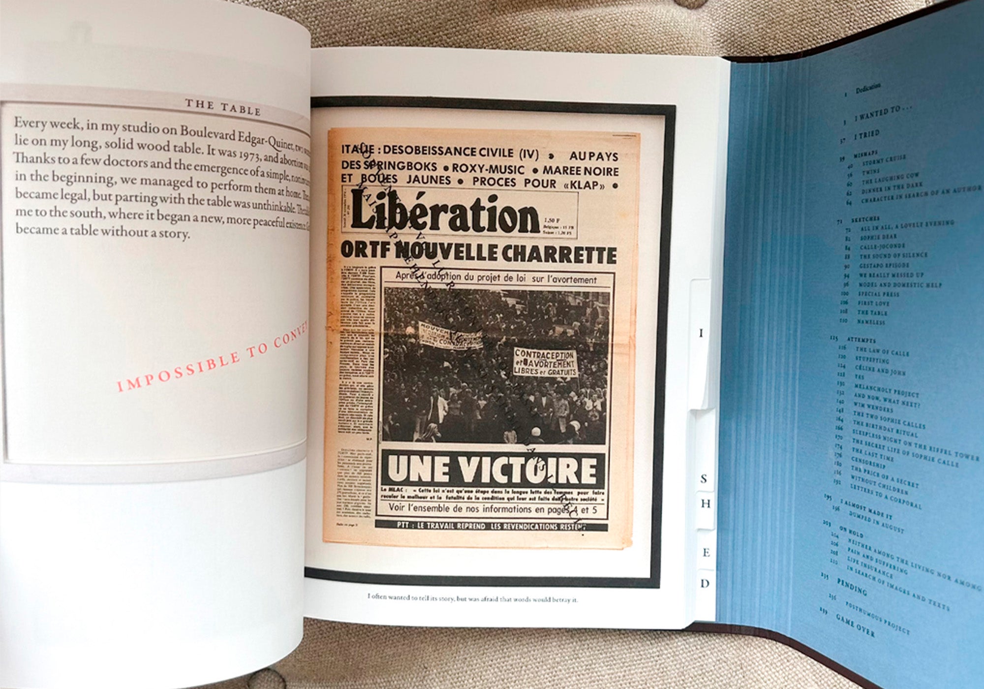 Forside af: Catalogue Raisonné of the Unfinished - katalog om Sophie Calles værker. Udgivet af Acte Sud, 2026.