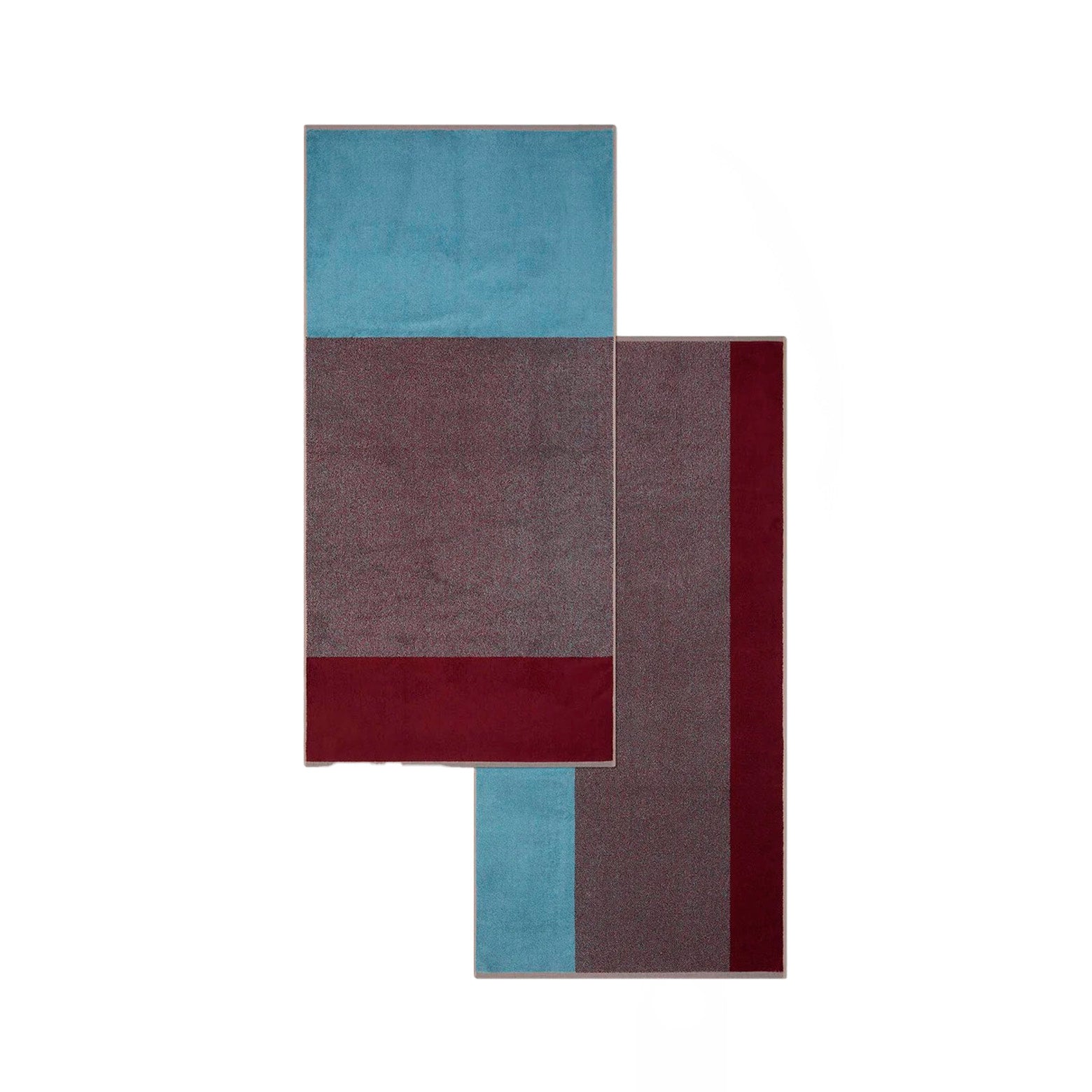 Håndklæde i blok farver bordeaux og klar blå. Suite702. 70x140 cm.