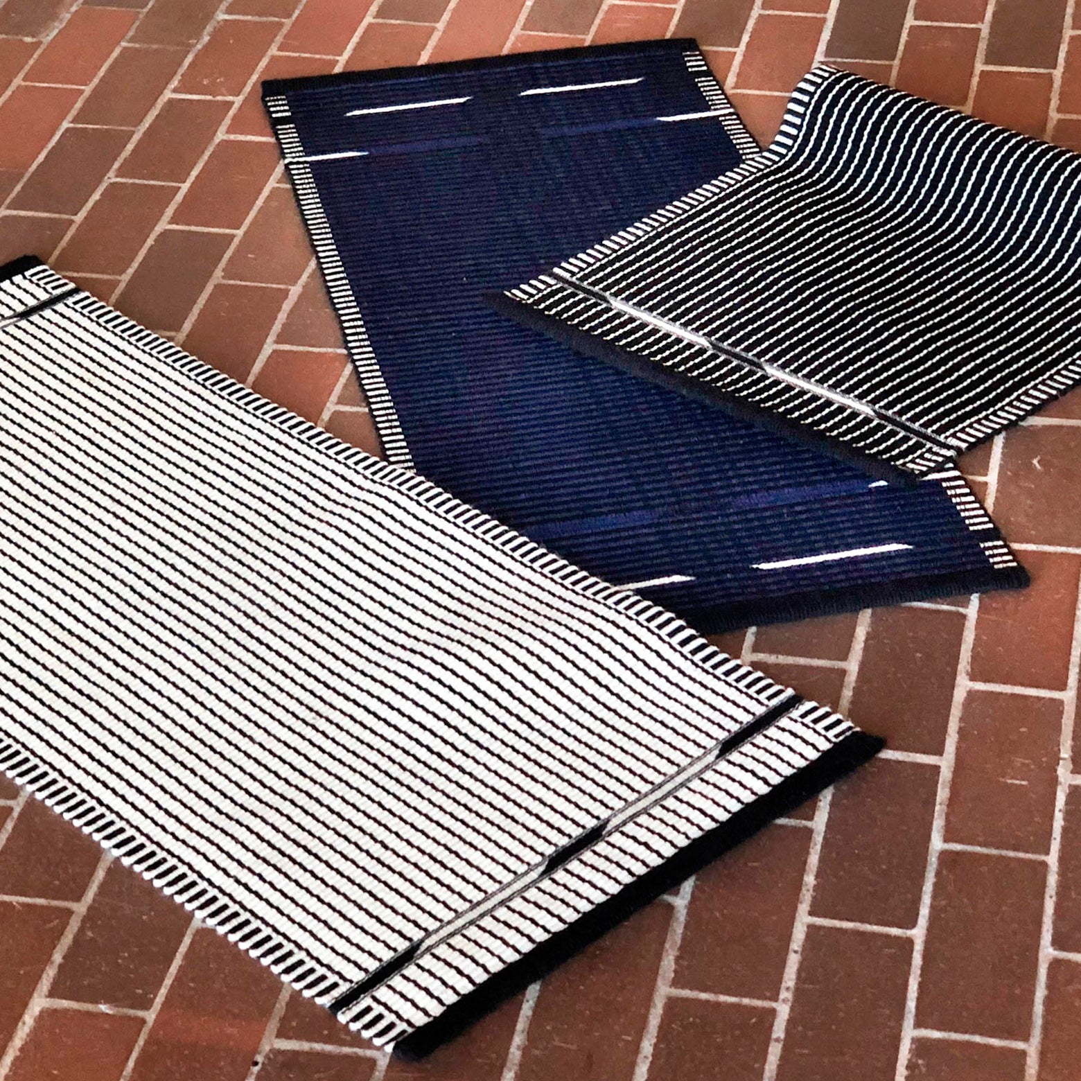 Vibeke Klint rug 60 x 130 cm