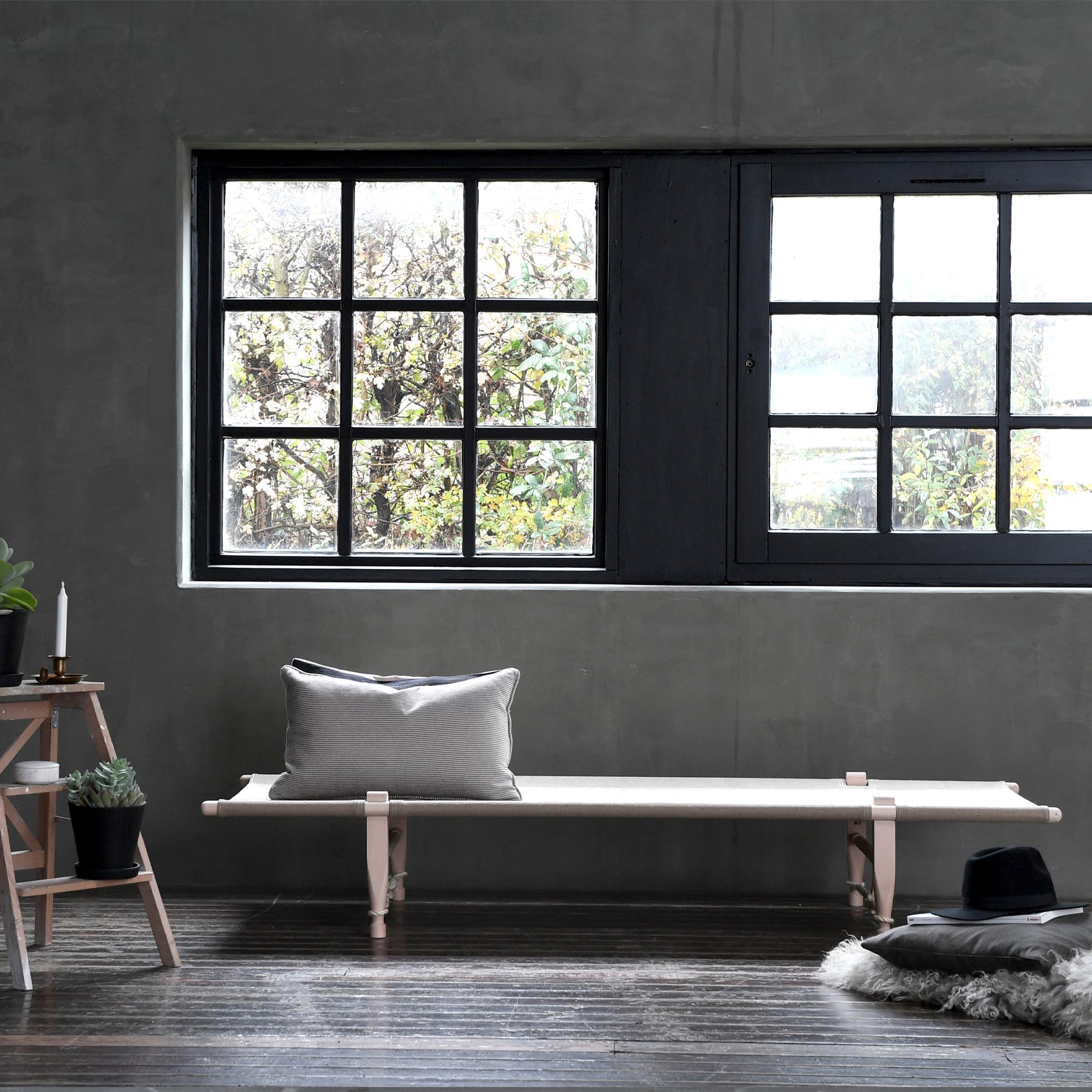 Savbriks / Daybed – beech wood