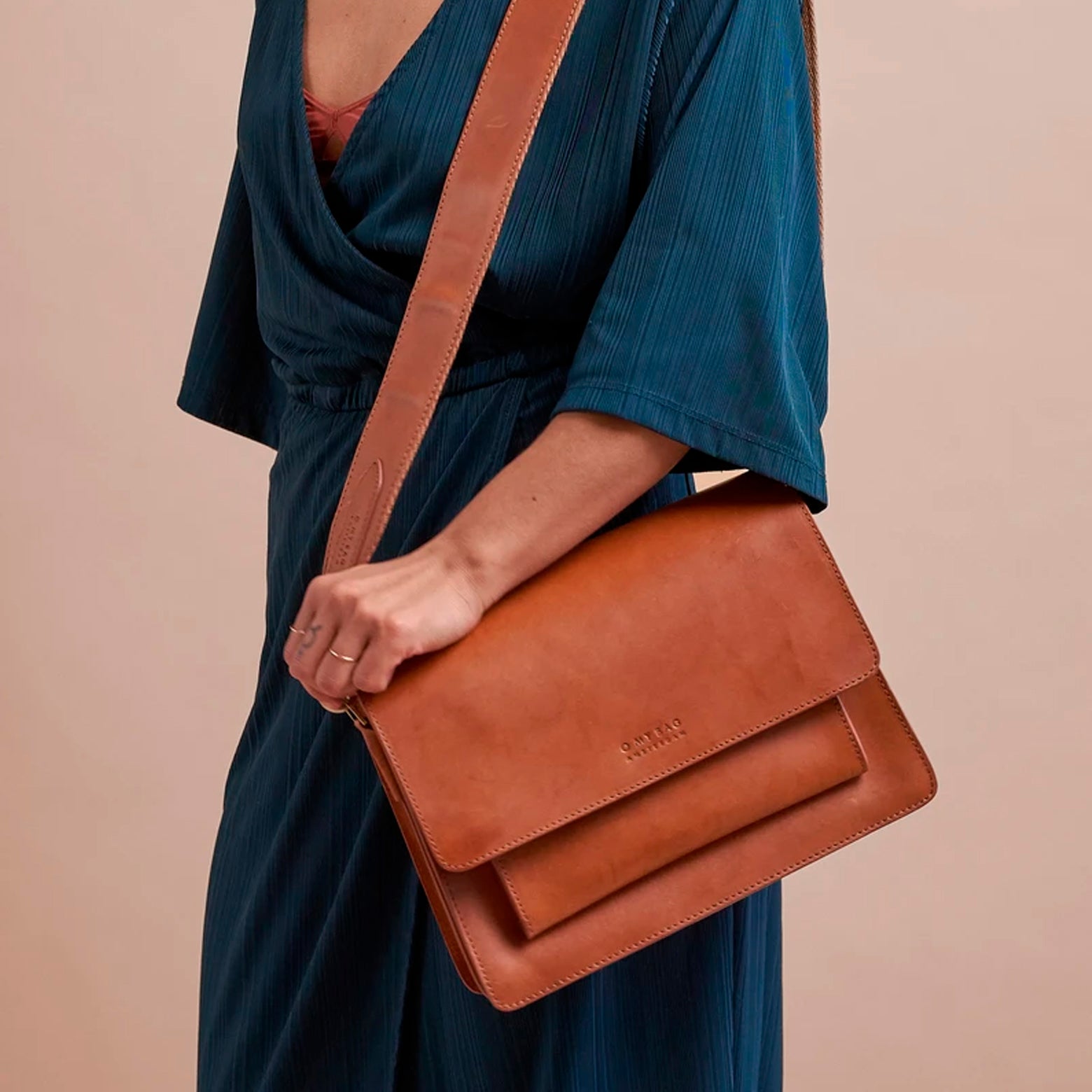 Harper shoulder bag