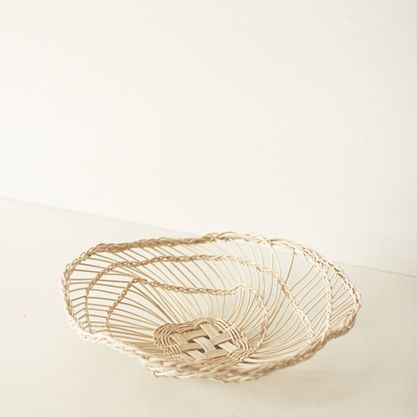 Sculptural bread basket – small
