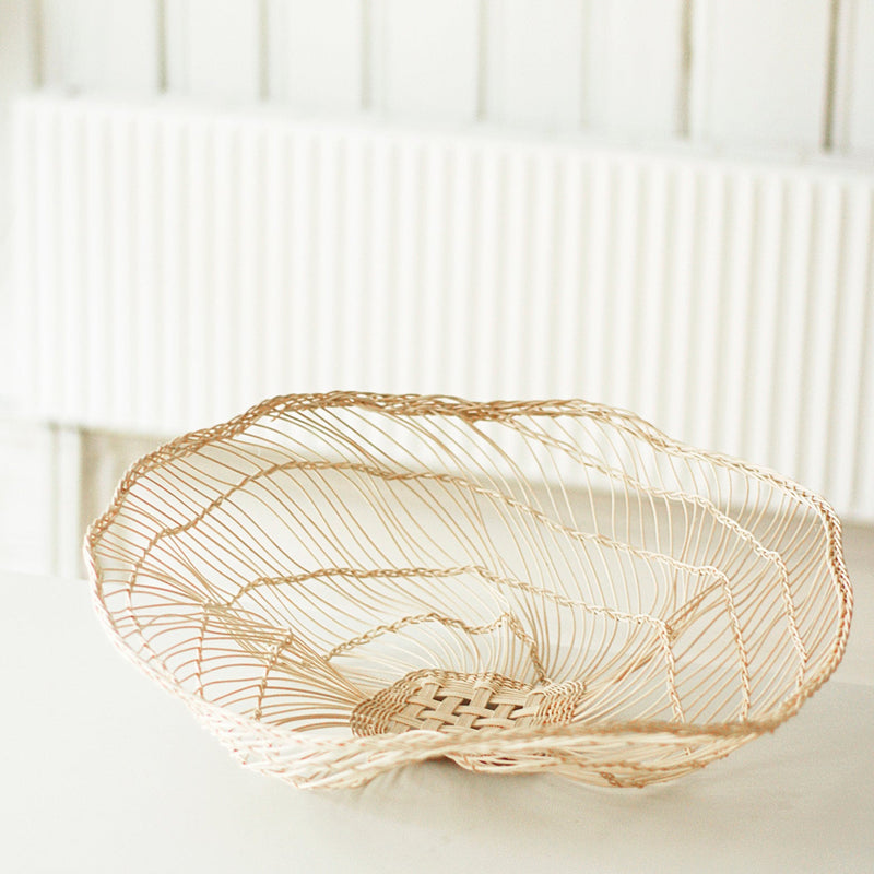 Sculptural bread basket – large