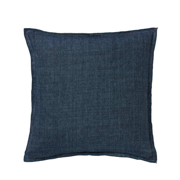 Pillow in linen