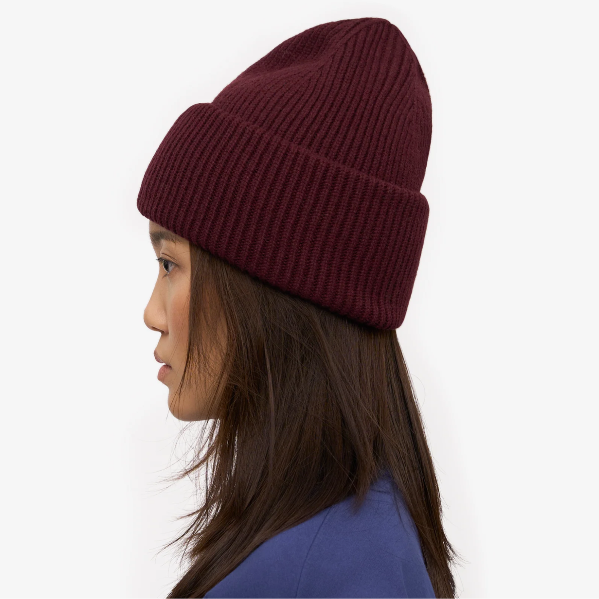 Colorful Standard merino uld hue i Oxblood Red frasiden