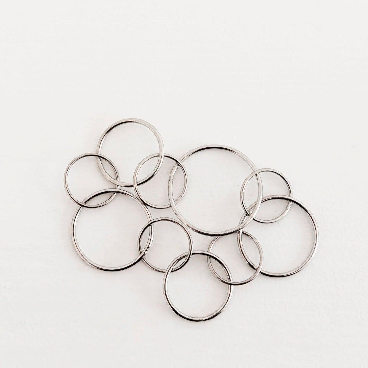 Stainless rings soap dish