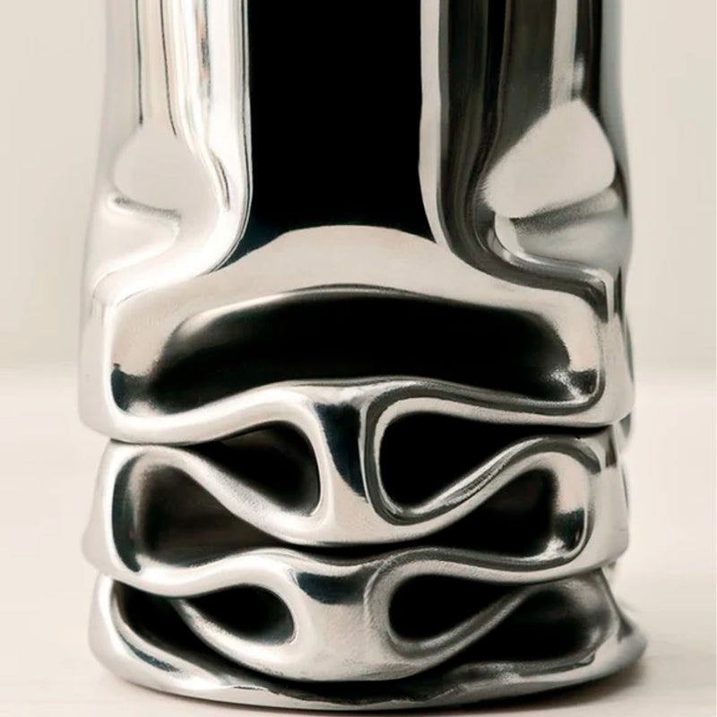 Hydraulic vase