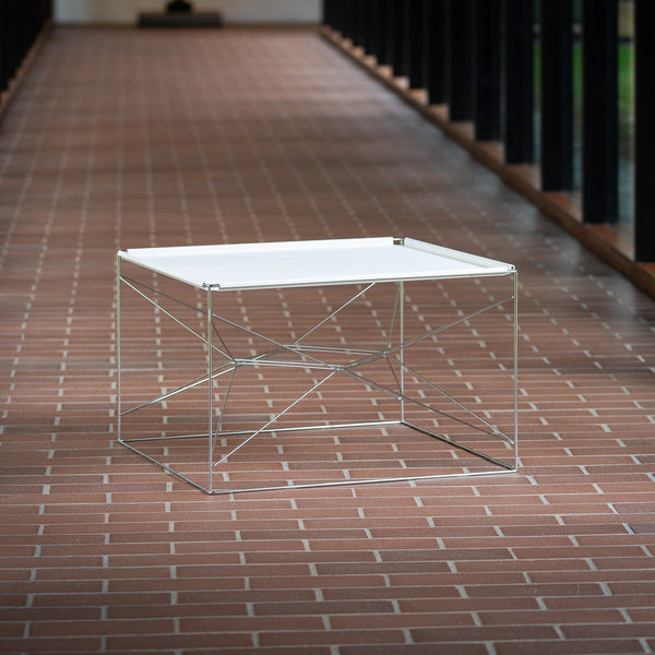 Ole Schjøll wire table