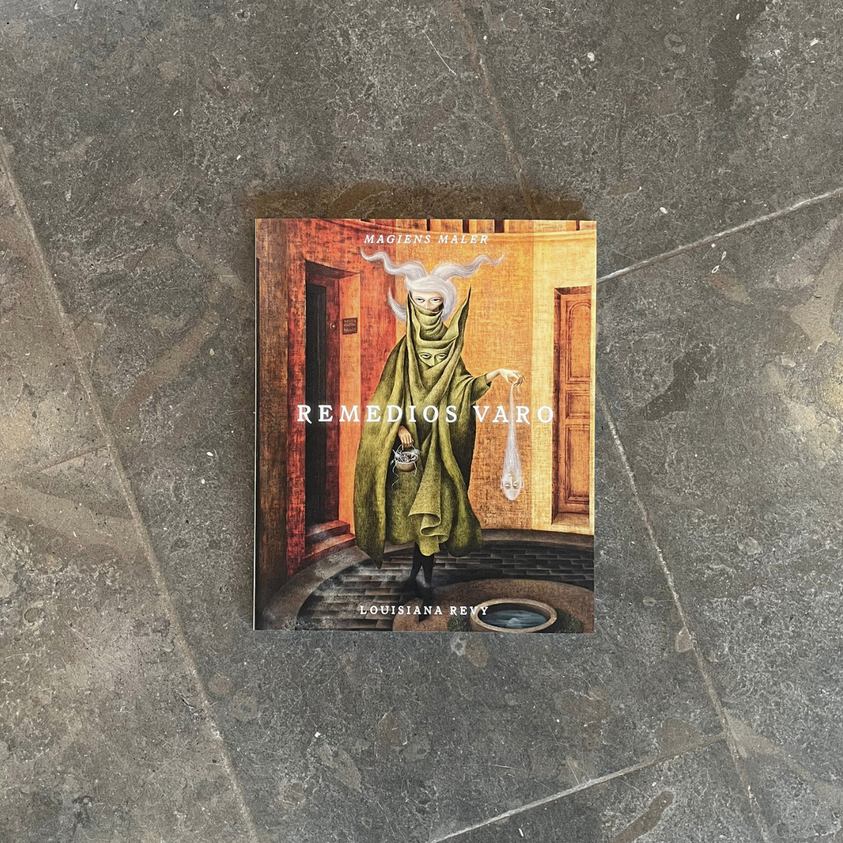 Louisiana revy udgivet i forbindelse med udstillingen med den surrealistiske, spansk-mexicanske maler Remedios Varo på Louisiana Museum of Modern Art