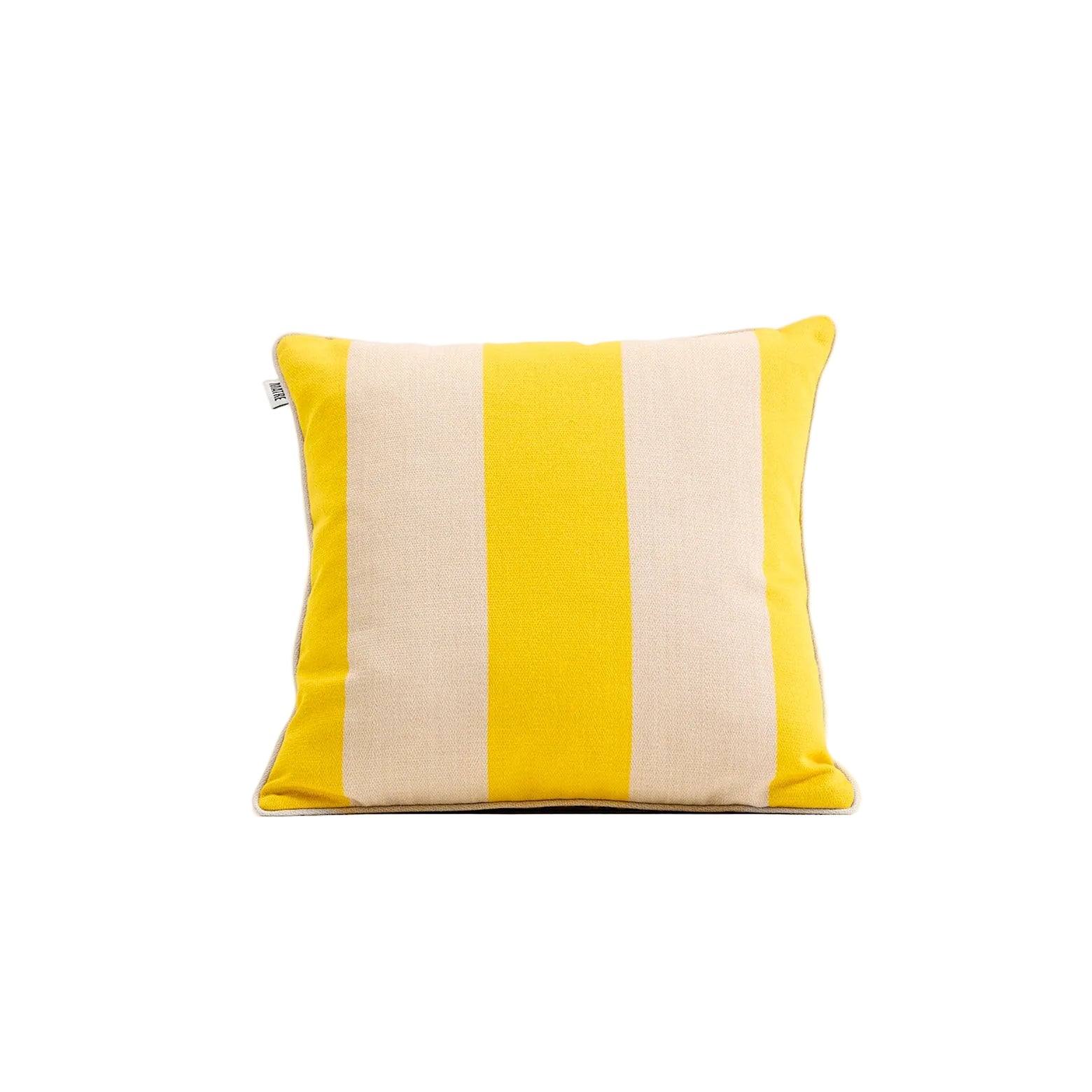 Håndsyet pude i gul og beige striber fra det norske designbrand Matre. 50 x 50 cm