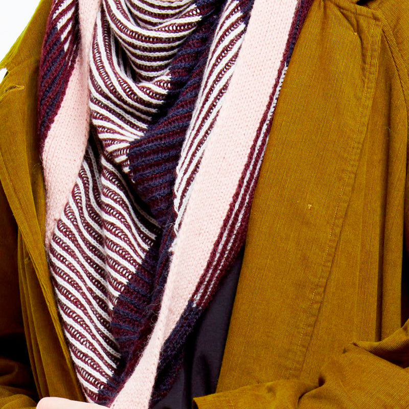Triangle woolen shawl – navy