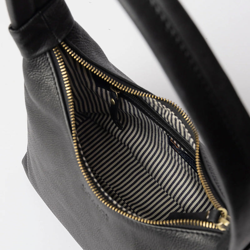 Nora shoulder bag – black