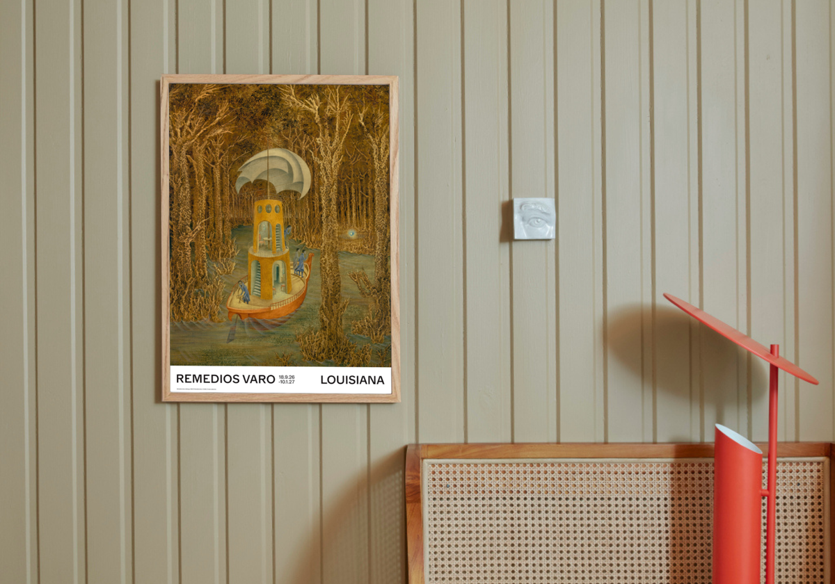 Refleksfri indramning plakat med værket Hallazgo (Opdagelse), 1956, af Remedios Varo, udgivet i forbindelse med udstillingen på Louisiana Museum of Modern Art, 2026