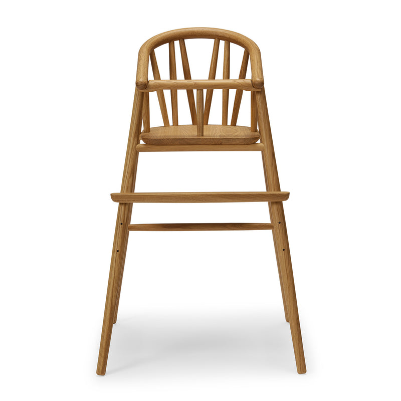 Saga high chair – oak
