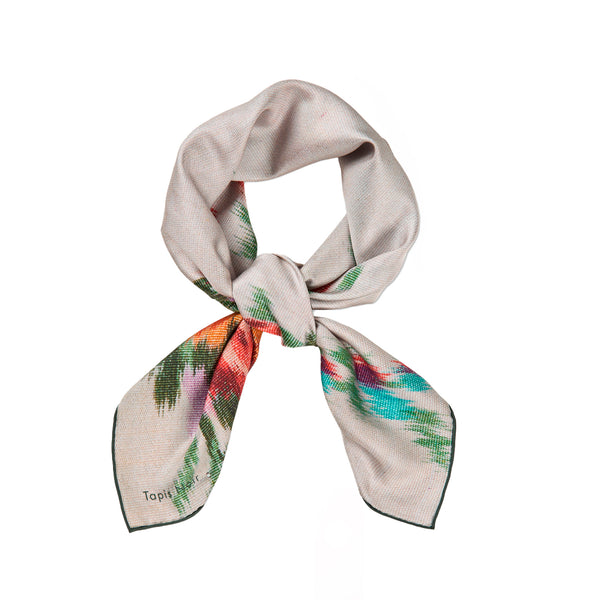 Tørklæde – Classical White Flower Scarf