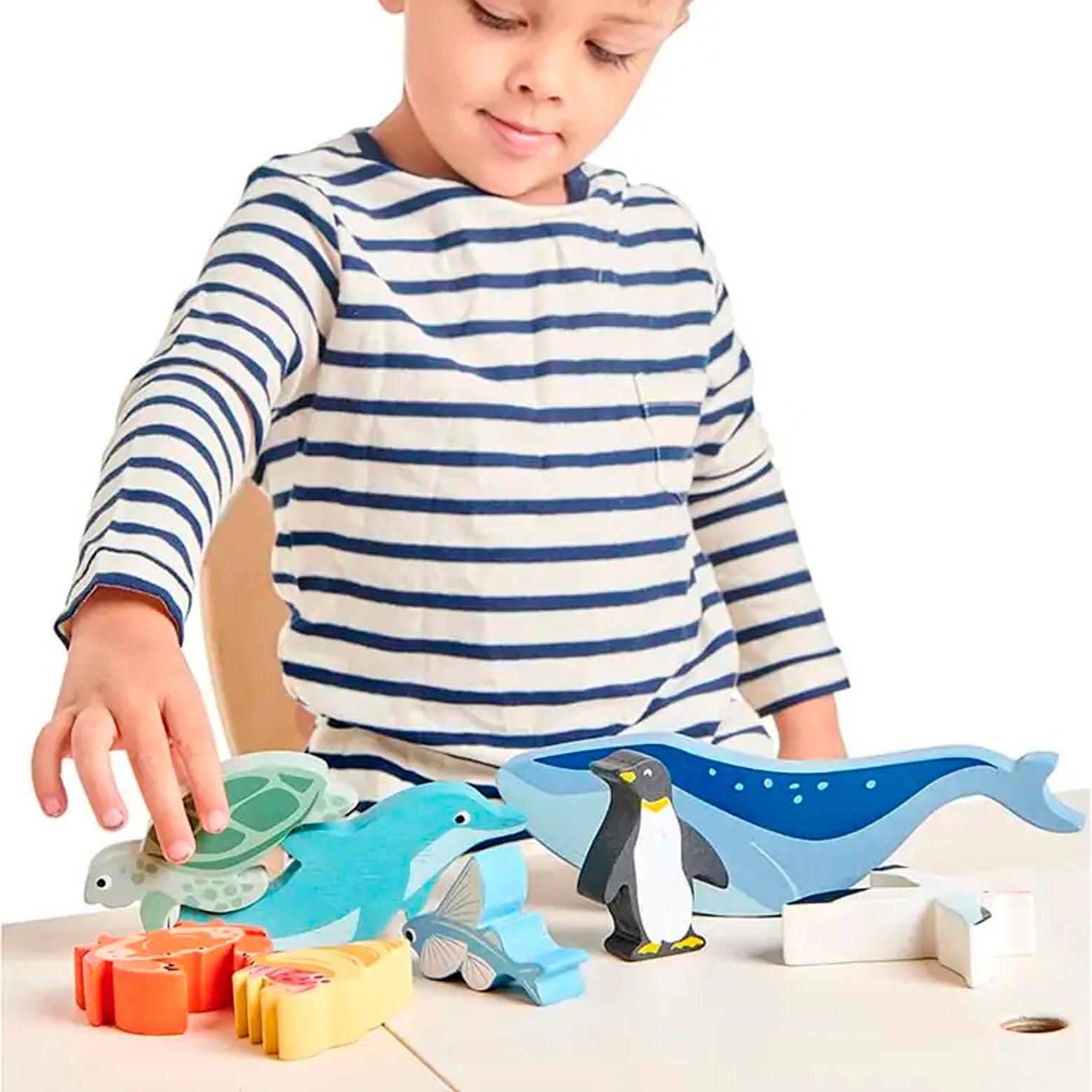 Set of 10 wooden animals - The Sea