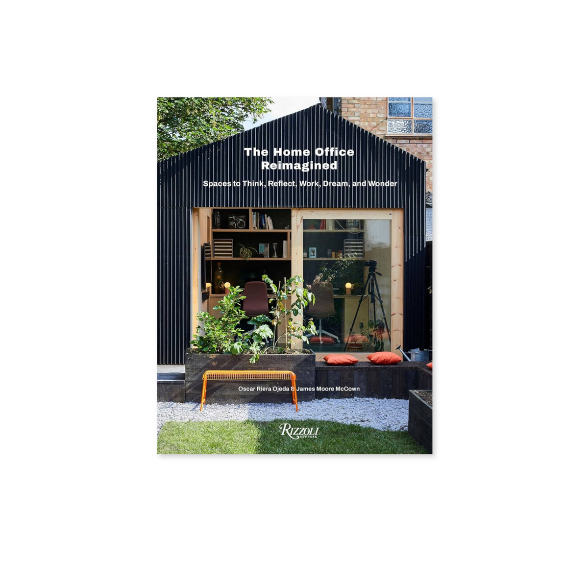 bog The Home Office Reimagined - Spaces to Think – Reflect – Work – Dream – Wonder af Oscar Riera Ojeda og James Moore McCown fra forlaget Rizzoli International Publications