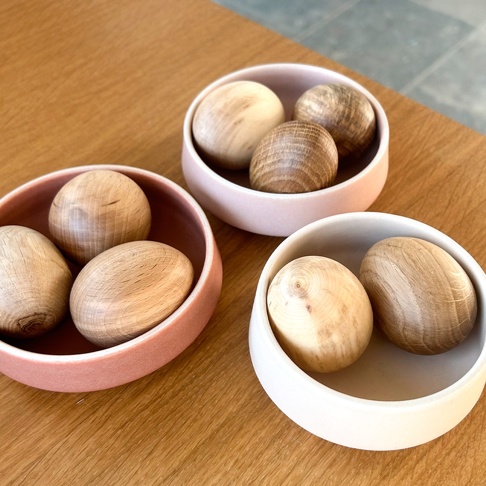 Wooden egg without string