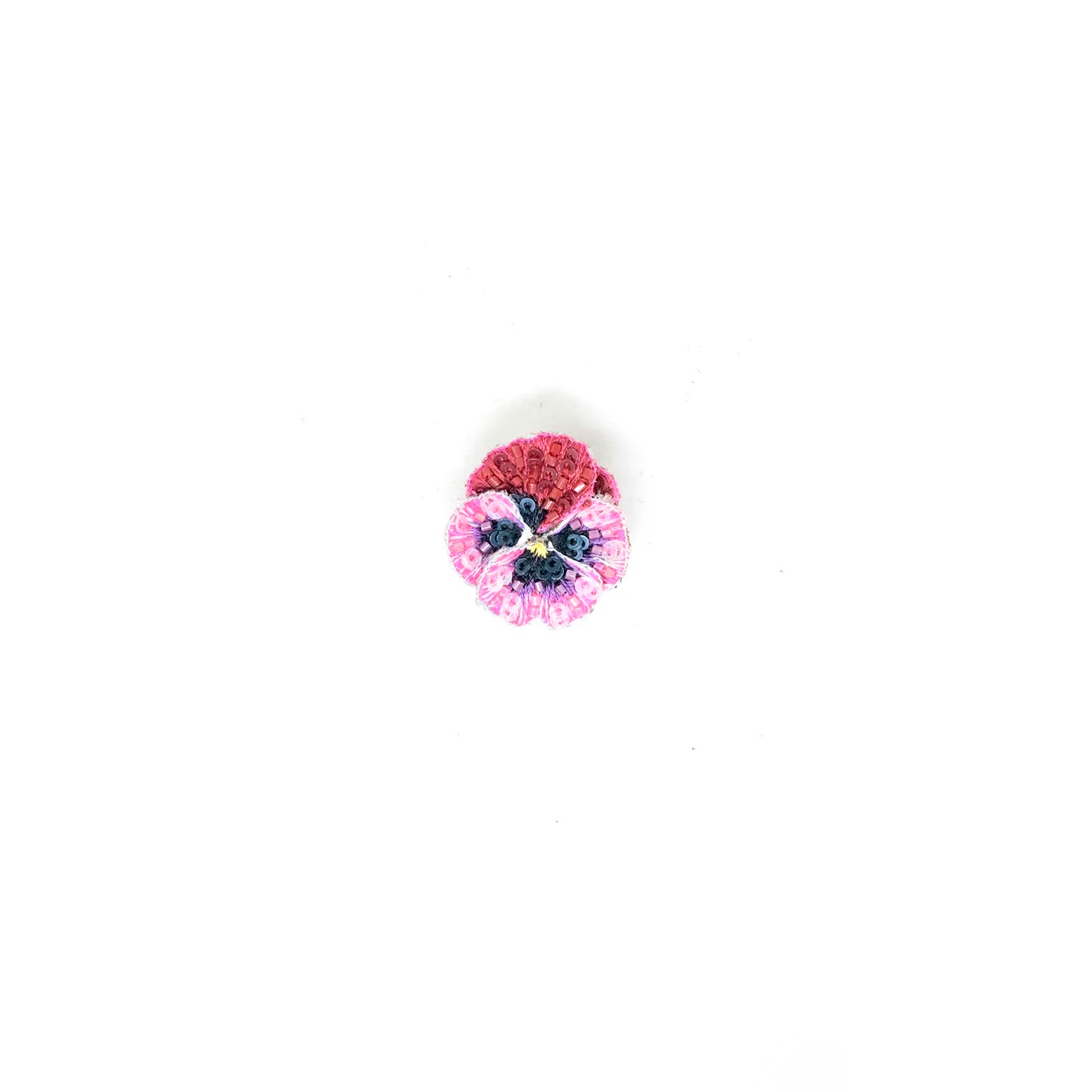 Brooch – Rose Pansy Button