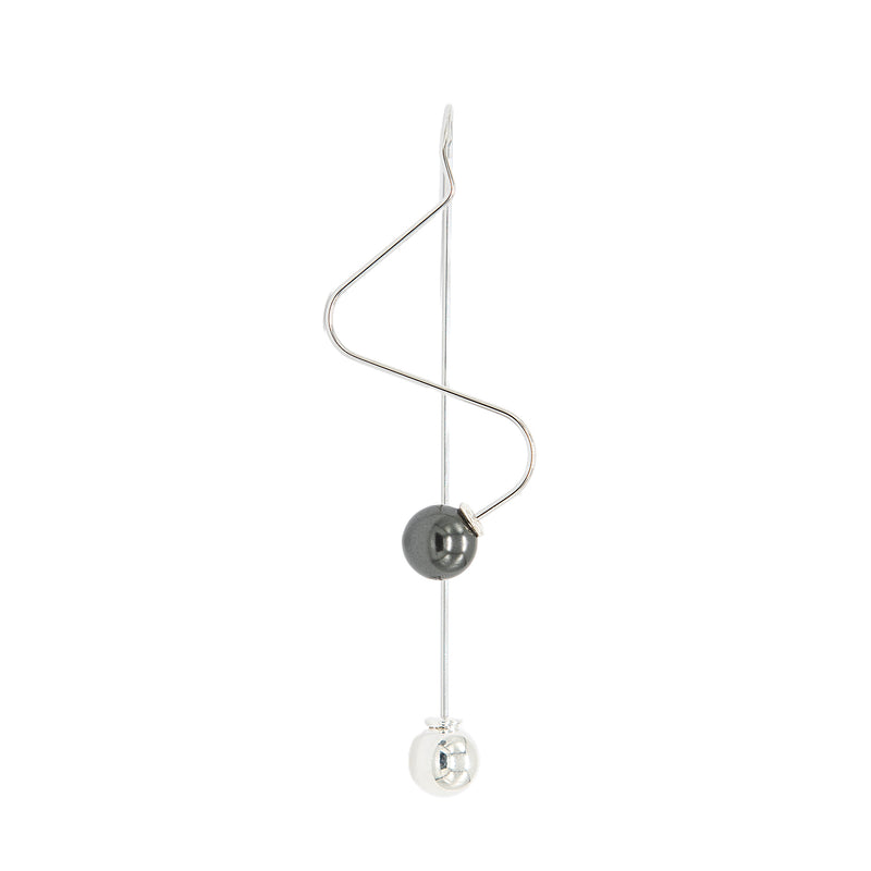 WIRE 05 earring – steel with Swarovski pearl and pearl clasp in silver