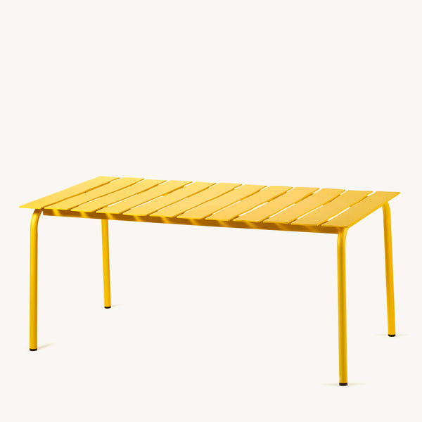 Dining table yellow aligned