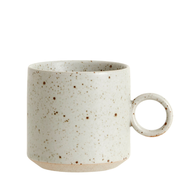 Grainy coffee cup - sand
