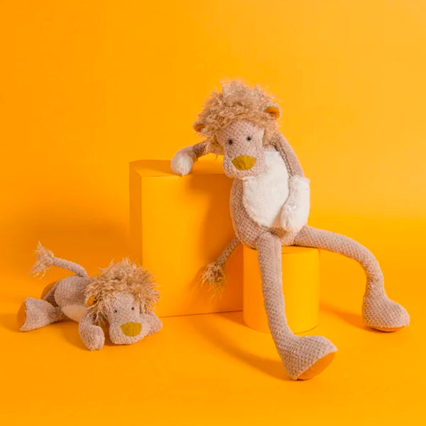Stuffed animal – Large lion