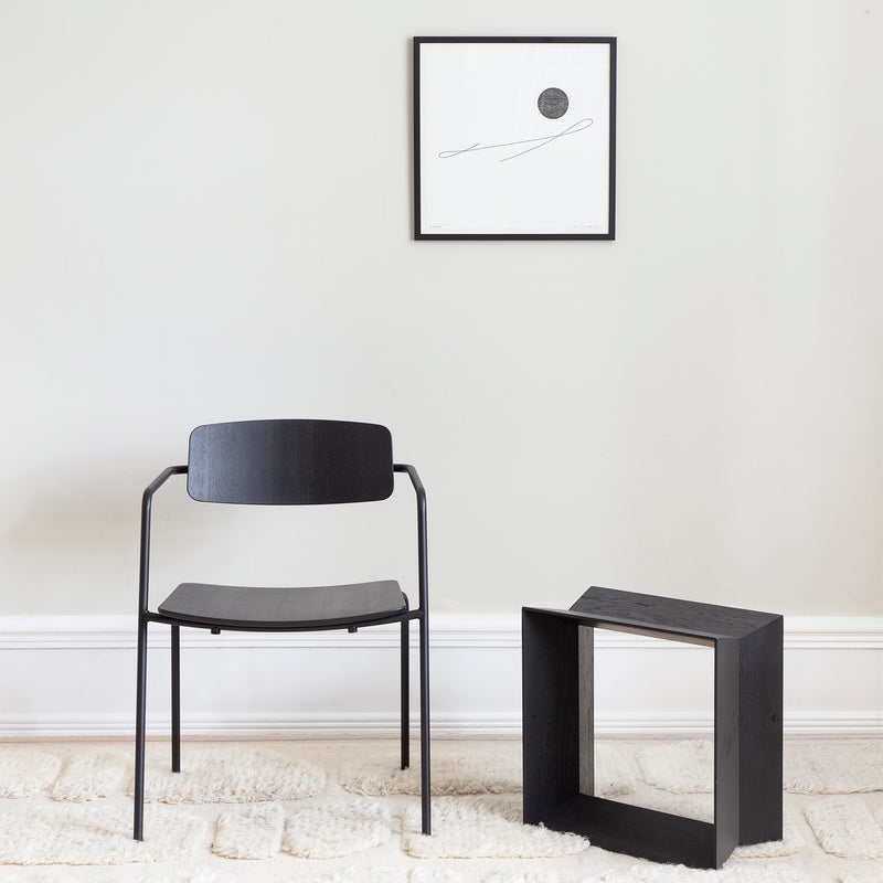 Float chair – Black ash